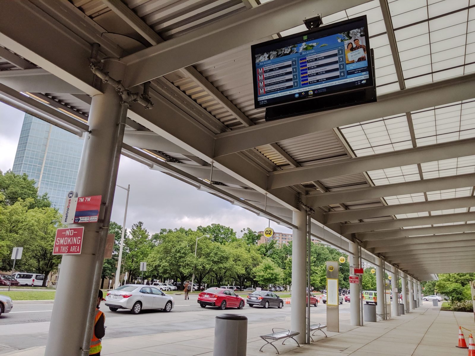 Image of a Transit Display serving DASH buses. 